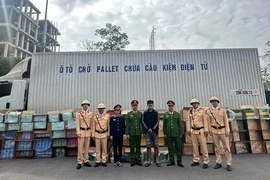 Phát hiện xe tải chở 111.000 bao thuốc lá trên địa bàn Quảng Trị