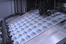 Đại gia in tiền lớn nhất thế giới chuẩn bị... hết tiền