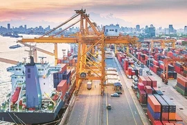 TS Cấn Văn Lực: Cần mua thêm nhiều hàng từ Mỹ