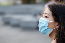 Loạt công ty khẩu trang TQ đóng cửa vì dư thừa, gian dối