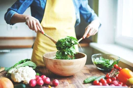 Vì sao ăn kiêng 'điên cuồng' vẫn không thể giảm cân?