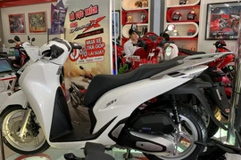Lượng người mua xe máy Honda giảm mạnh