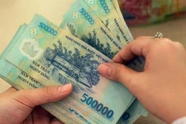 Tiền đồng mạnh nhất trong 3 năm qua