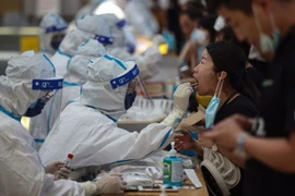 Nhiều công ty của Trung Quốc túng quẫn, ngập trong nợ nần