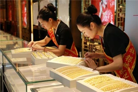 Giá vàng vừa ngóc đầu tăng trở lại 