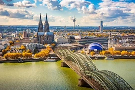 Du khách Việt Nam đến Đức không còn bị cách ly 10 ngày