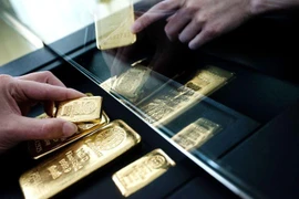 Giá vàng đang diễn biến lạ 
