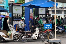 Nỗi lo giá xăng lại tăng