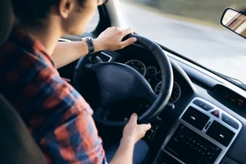 Cách mua xe ô tô cũ không bị lỗ nhiều tiền