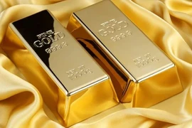 Vì sao mua vàng có lợi hơn nắm giữ tiền mặt?