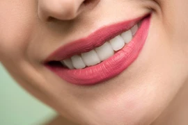 Ăn những thực phẩm này, hàm răng của bạn sẽ bị biến đổi ra sao?