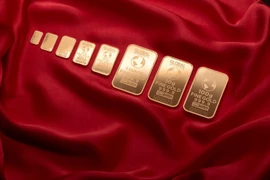 Giá vàng tiếp tục xuống thấp