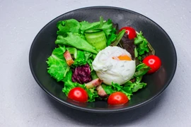 Vì sao đừng ăn trứng chung với đồ chiên xào?