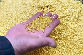 Nhu cầu vàng tiếp tục tăng cao