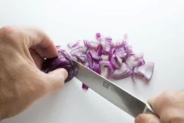 Mỗi ngày ăn 1 củ hành, chuyện gì xảy ra?
