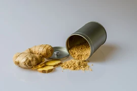 Tác dụng phụ của việc ăn quá nhiều gừng