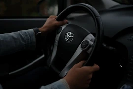 Vì sao ô tô Toyota đang bán ế?