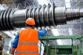 Các công ty Việt Nam đang nhận nhiều đơn hàng mới