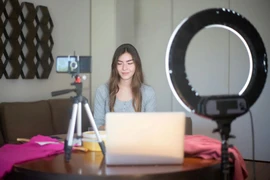Để biến bán hàng livestream thành tiền, doanh nghiệp cần nói thật