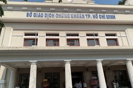 Nhà đầu tư ngoại bán ròng cả chục ngàn tỉ đồng, có đáng lo?