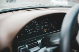 Trời nóng, mở điều hòa ô tô điện sao cho mát lạnh?