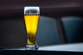 Giá bia ở Việt Nam vẫn còn rẻ?