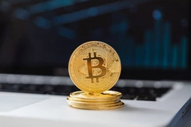 Tiền số bitcoin lại bùng nổ, lên mức cao nhất mọi thời đại