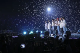 Hé lộ doanh thu khổng lồ mà nhóm BTS mang lại từ các concert