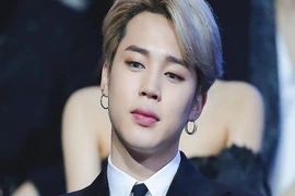BTS gây sốc khi đạt kỷ lục khủng với sản phẩm solo