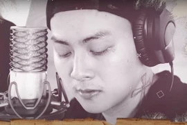 Hoài Lâm bất ngờ ra mắt 2 video hot trend