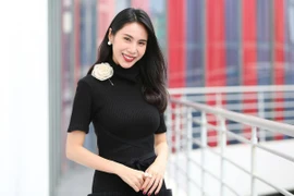 Thủy Tiên và các nghệ sĩ cùng chung tay hỗ trợ miền Trung 
