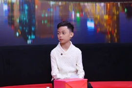 'Soobin Hoàng Sơn nhí' trái ý ba mẹ khi có ước mơ làm phi công