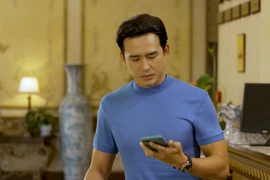 Đăng Duy bỏ công việc về chăm sóc Thanh Vân bị bệnh