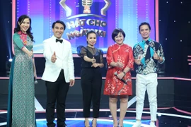 MC Quyền Linh thán phục giọng ca và tấm lòng thiện nguyện của nữ bác sĩ 