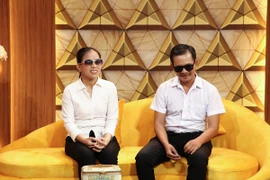 Vợ chồng khiếm thị chấp nhận cuộc sống 'dù nghèo khổ nhưng còn có nhau'