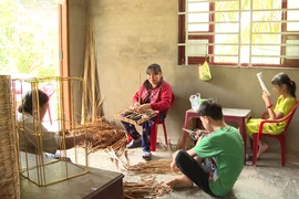 Căn bệnh nghiệt ngã đã khiến người phụ nữ dang dở ước mơ trở thành thợ may