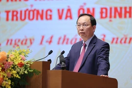 Ngân hàng Nhà nước sẽ bám sát diễn biến thị trường, tình hình kinh tế, tập trung triển khai các nhóm giải pháp để khơi thông nguồn vốn. Trong ảnh: Phó Thống đốc Ngân hàng Nhà nước Đào Minh Tú phát biểu tại hội nghị. Ảnh: ĐTCP