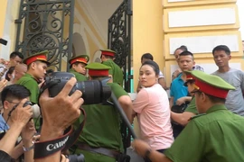 Chưa tuyên án hot gril Ngọc Miu, tòa quay lại phần xét hỏi