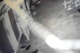 Bắt được trộm nhờ camera giám sát ghi lại