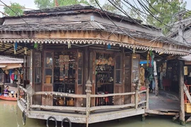 Ngắm vẻ đẹp chợ nổi bốn miền Pattaya, Thái Lan