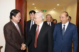 Tổng bí thư, Chủ tịch nước Nguyễn Phú Trọng cùng các đại biểu tham dự hội nghị. Ảnh: TTXVN