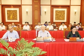 Bộ Chính trị làm việc với 20 Đảng bộ trực thuộc Trung ương