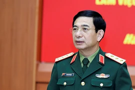 Thượng tướng Phan Văn Giang phát biểu tại buổi làm việc với Tổng Cục công nghiệp Quốc phòng. Ảnh: Báo QĐND