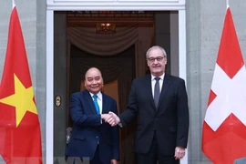 Chủ tịch nước và Tổng thống Thụy Sĩ tham dự Diễn đàn DN Việt Nam-Thụy Sĩ 
