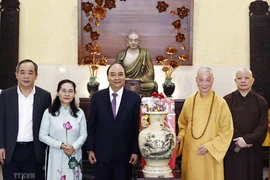 Chủ tịch nước Nguyễn Xuân Phúc thăm, chúc Tết Giáo hội Phật giáo Việt Nam