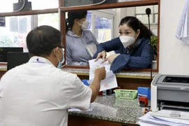 Kiện toàn bộ máy, giải quyết dôi dư cán bộ tại các huyện, xã sau sắp xếp