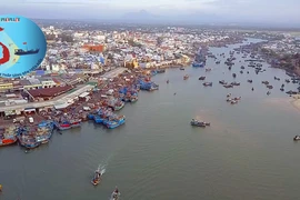 Cùng ngư dân thắp sáng đèn trên biển: 'Chương trình rất thiết thực, chúng tôi mong muốn được đồng hành'