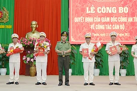Công an Bình Thuận điều động, bổ nhiệm 6 sĩ quan chỉ huy