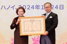 Nguyên Chủ tịch Quốc hội Nguyễn Thị Kim Ngân nhận Huân chương cao quý của Nhật Bản