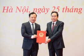Ông Bùi Thế Cử được bổ nhiệm làm trợ lý Chủ tịch Quốc hội Vương Đình Huệ